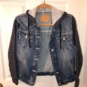 Denim jacket (with cotton sleeves!)